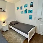 Wohlfuehloase Mit Pool, Kamin & Grosser Terrasse * Erding