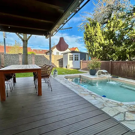 Apartamento Wohlfuehloase Mit Pool, Kamin & Grosser Terrasse