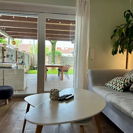 Appartement Wohlfuehloase Mit Pool, Kamin & Grosser Terrasse