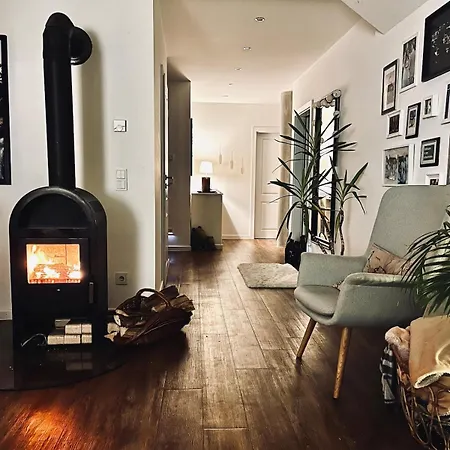 Wohlfuehloase Mit Pool, Kamin & Grosser Terrasse Appartement *
