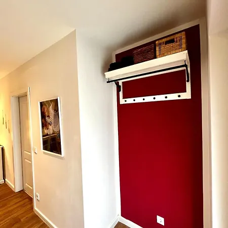 Wohlfuehloase Mit Pool, Kamin & Grosser Terrasse Erding