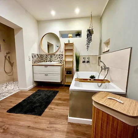 Wohlfühloase Mit Pool, Kamin&großer Terrasse Apartamento Erding